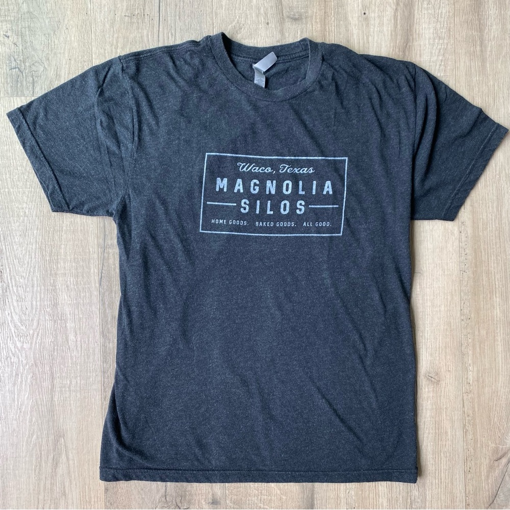 Magnolia Silos Gray Short Sleeve Tee Size M Unisex